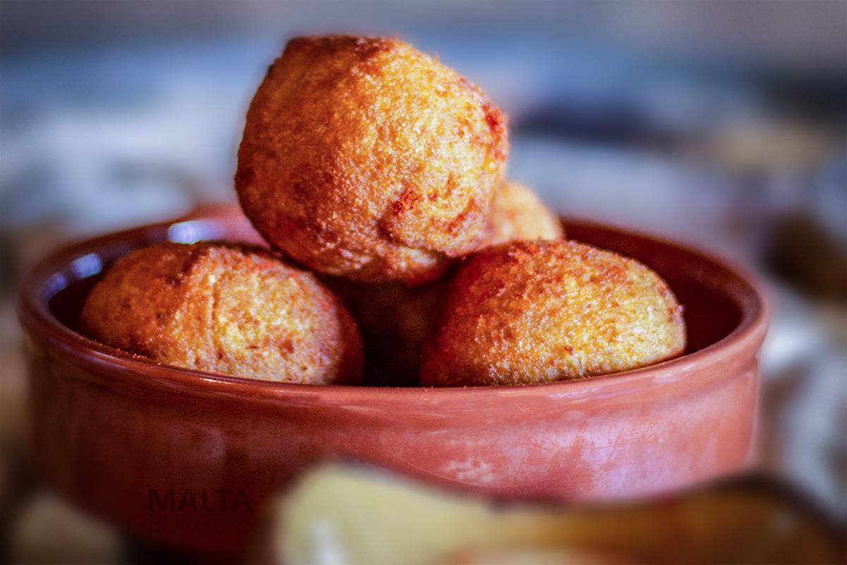 Hamburguesa de Chorizo Español – MALTA Burgers